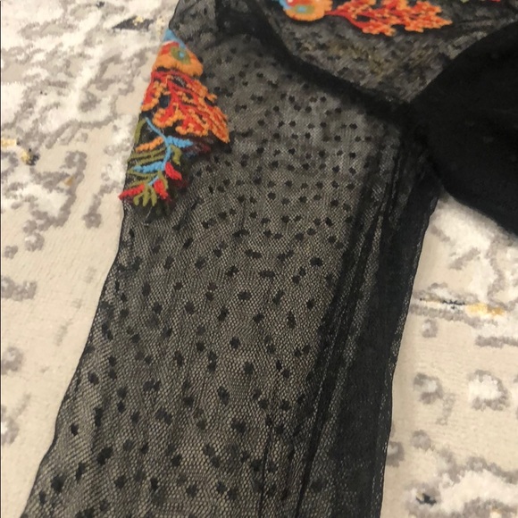 •tulle black top/dress with embroidery• - Picture 3 of 6